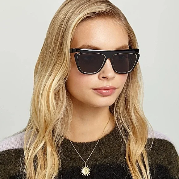 Fendi | Accessories | New Fendi Ff384s 807 Black Sunglasses  display picture 1